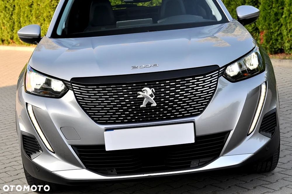 Peugeot 2008 1.5 BlueHDi Allure Pack S&S - 4