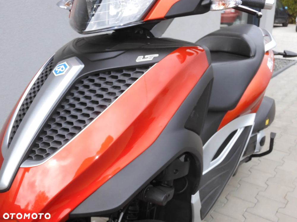 Piaggio MP-3 - 38