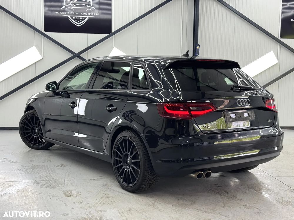 Audi A3 2.0 TDI (clean diesel) S tronic Ambition - 13