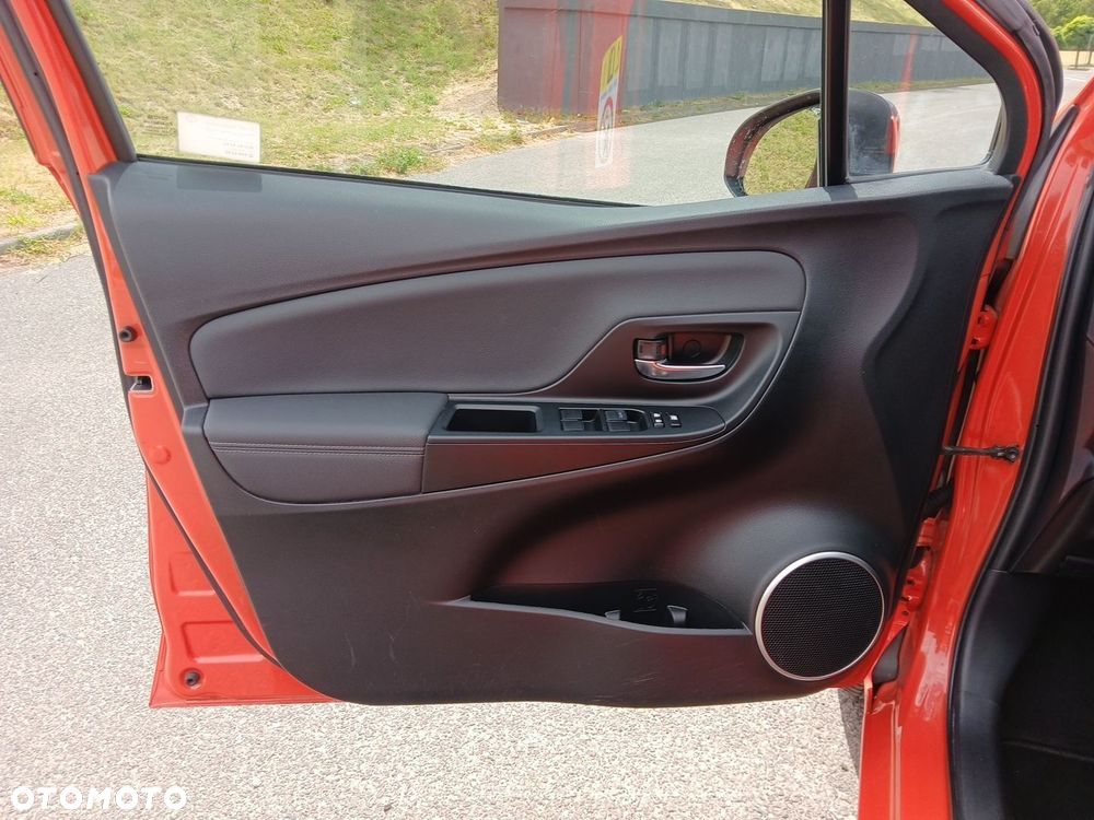 Toyota Yaris - 38