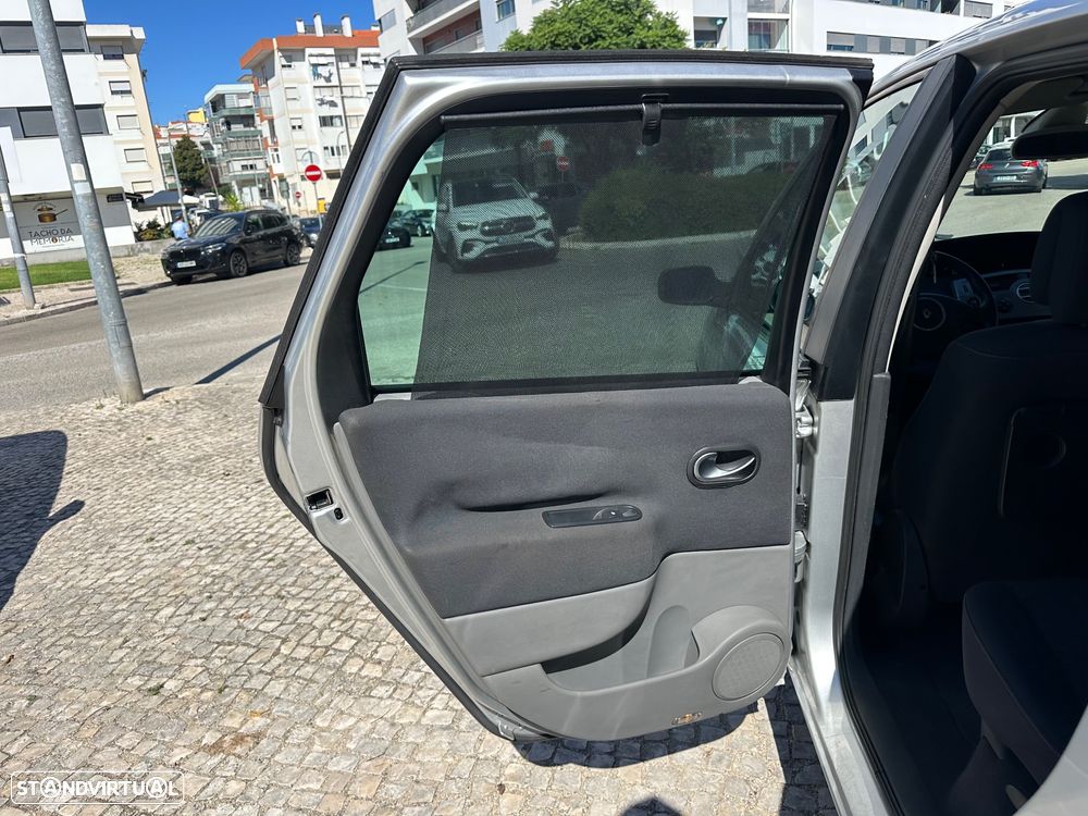 Renault Grand Scénic 1.5 dCi Dynamique S 7L. - 15