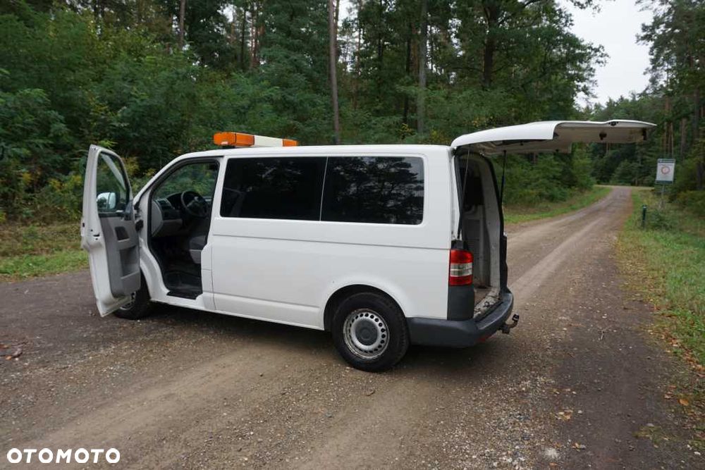Volkswagen T5 - 15