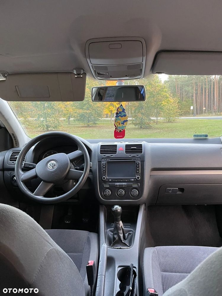 Volkswagen Golf V 1.9 TDI Trendline - 17