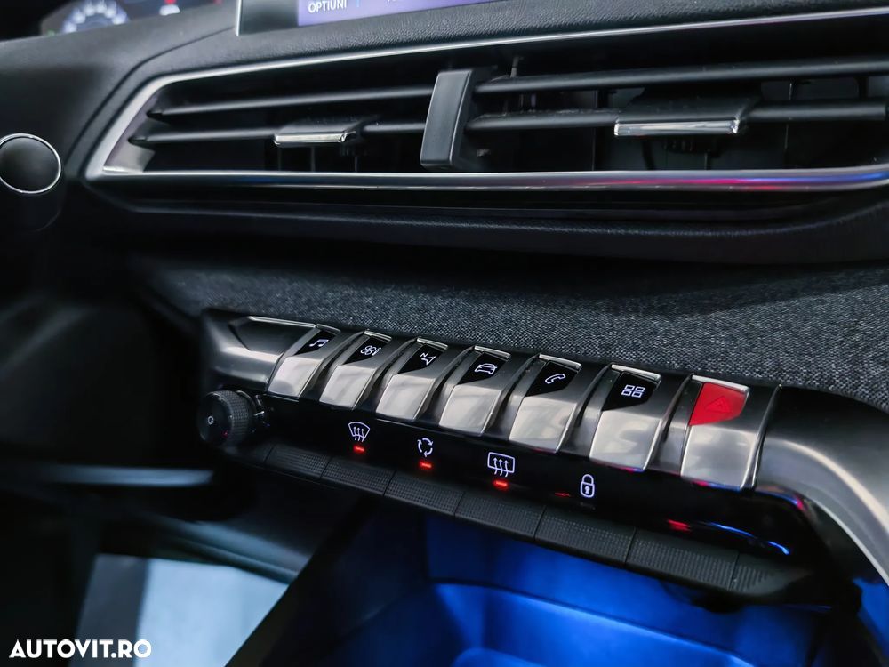 Peugeot 3008 PureTech 130 Stop & Start EAT6 Allure - 24