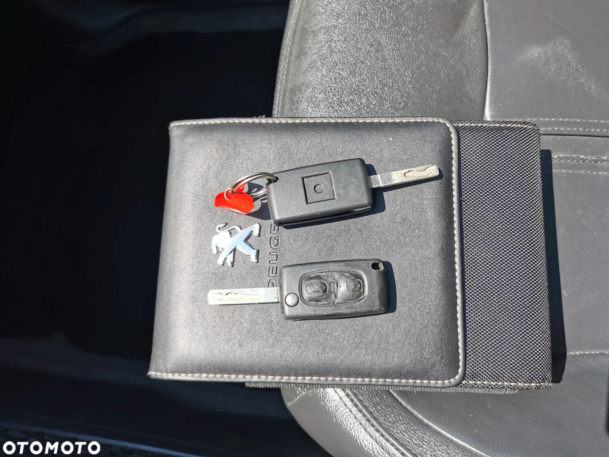 Peugeot 3008 2.0 HDi HYbrid4 - 17