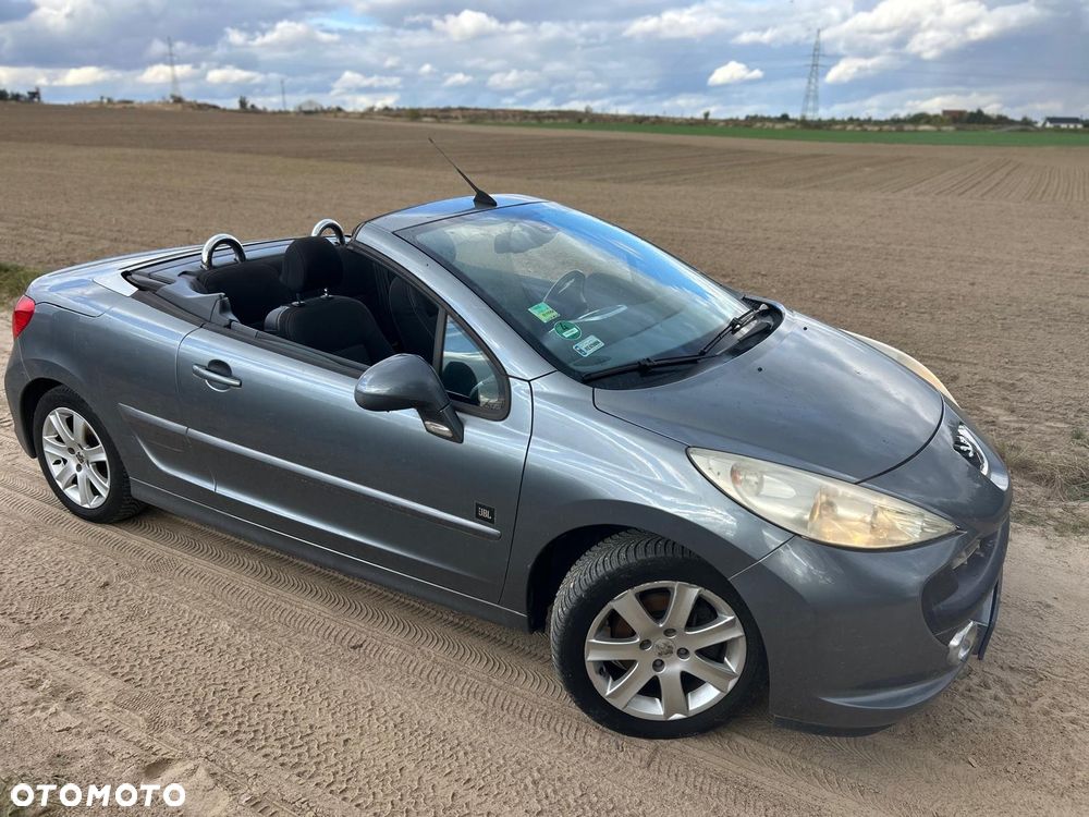 Peugeot 207 CC - 1