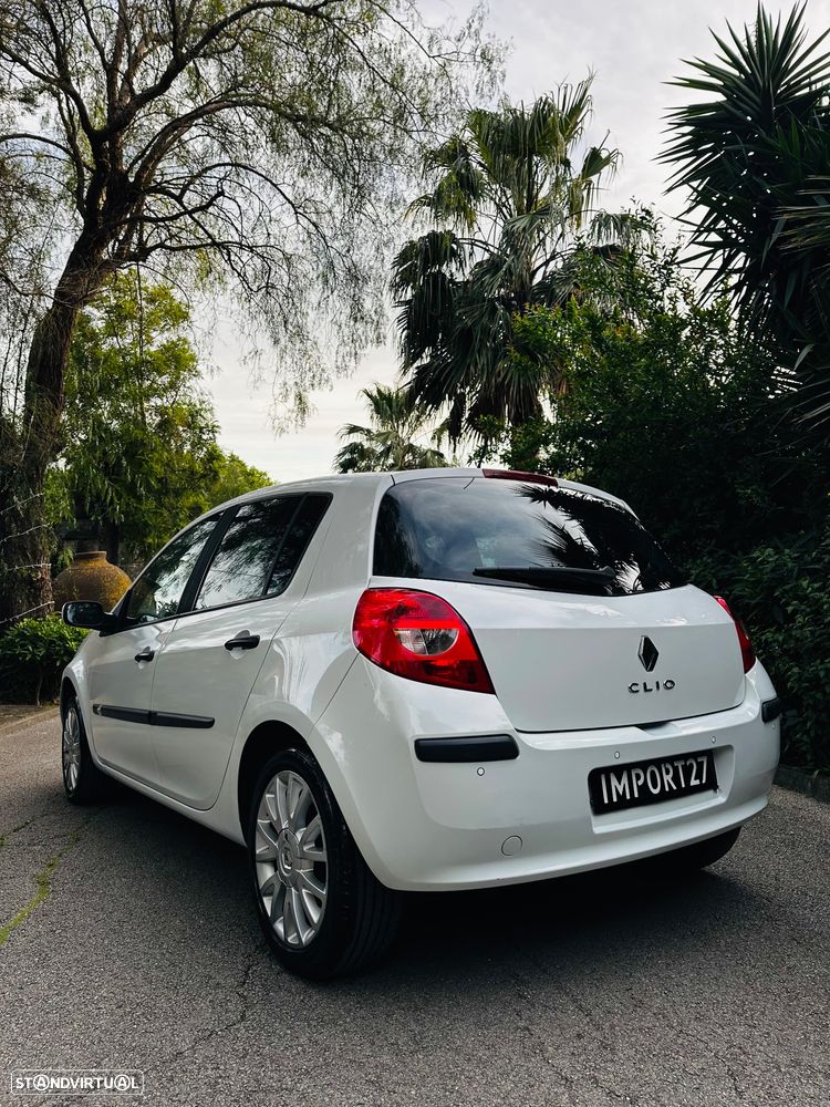 Renault Clio 1.5 dCi Confort - 10