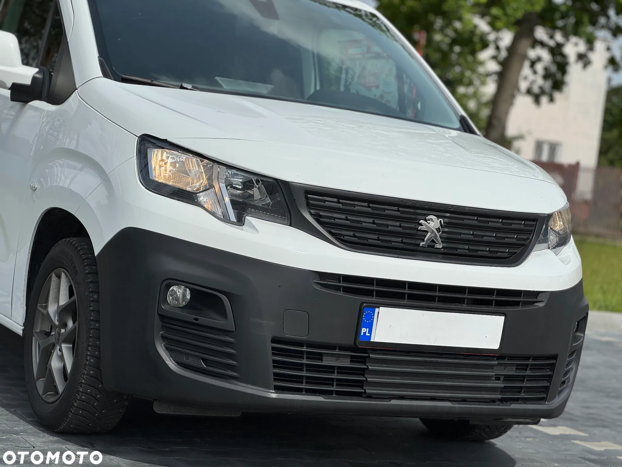 Peugeot Partner full opcja - 11