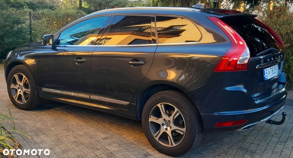 Volvo XC 60 - 4