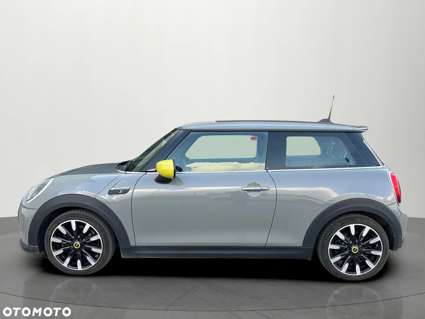 MINI Cooper SE Electric Trim - 8