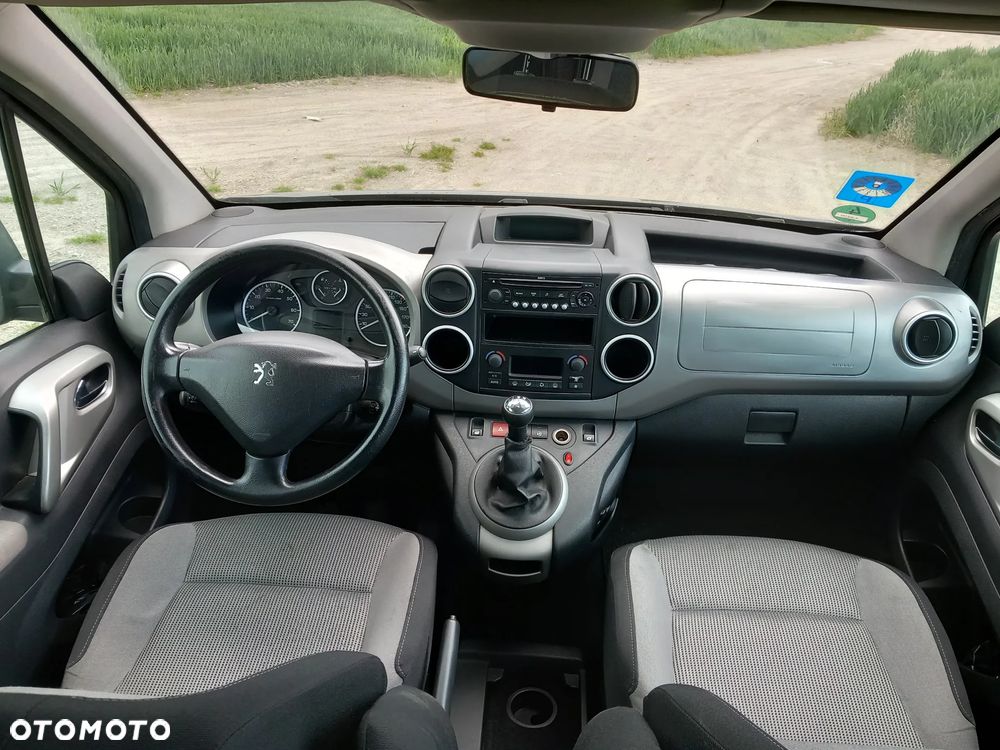 Peugeot Partner Kombi 110 Premium - 22