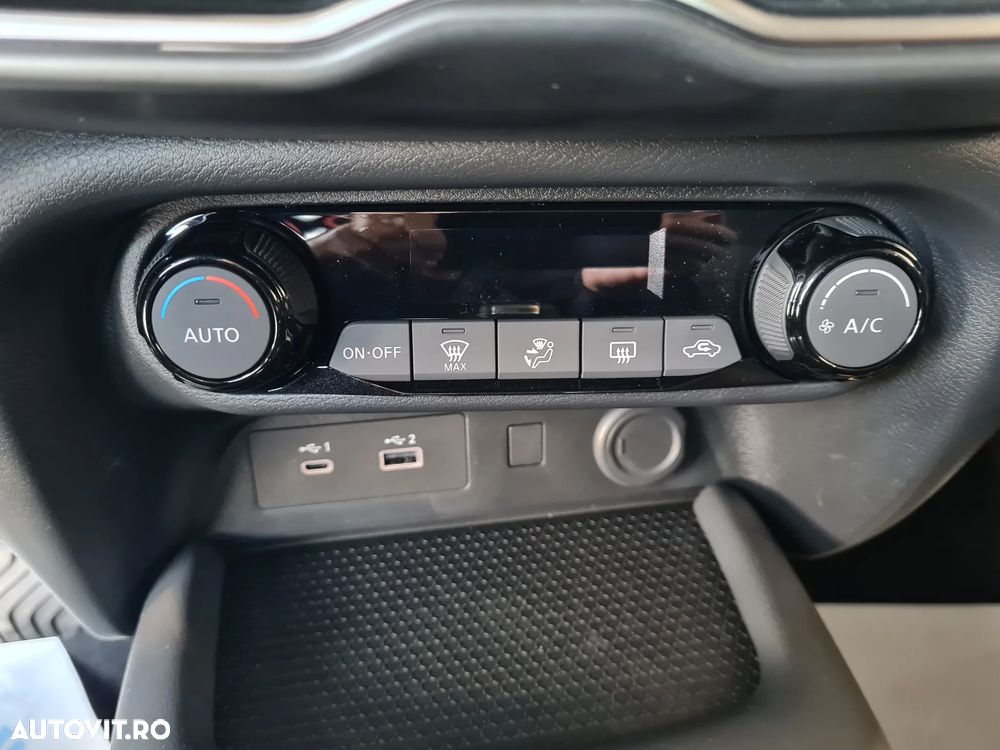 Nissan Juke 143CP HEV Acenta - 11