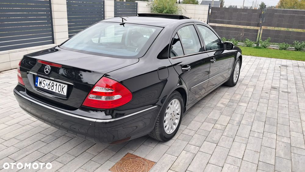 Mercedes-Benz Klasa E 320 CDI Elegance - 27