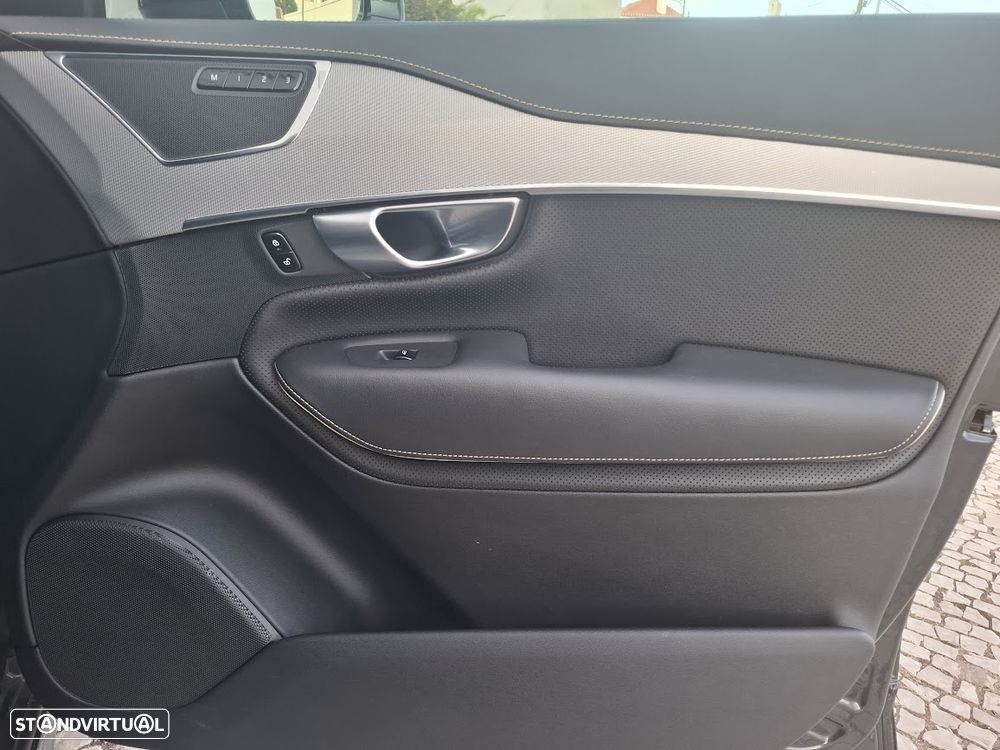 Volvo XC 90 2.0 T8 PHEV R-Design Expression AWD - 42