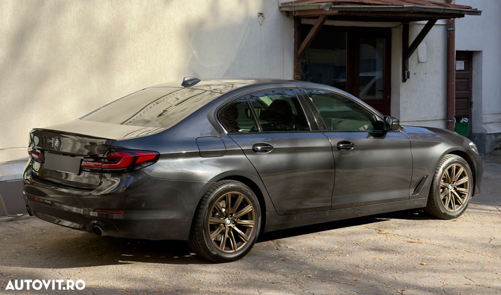 BMW Seria 5 530i xDrive Aut. - 21