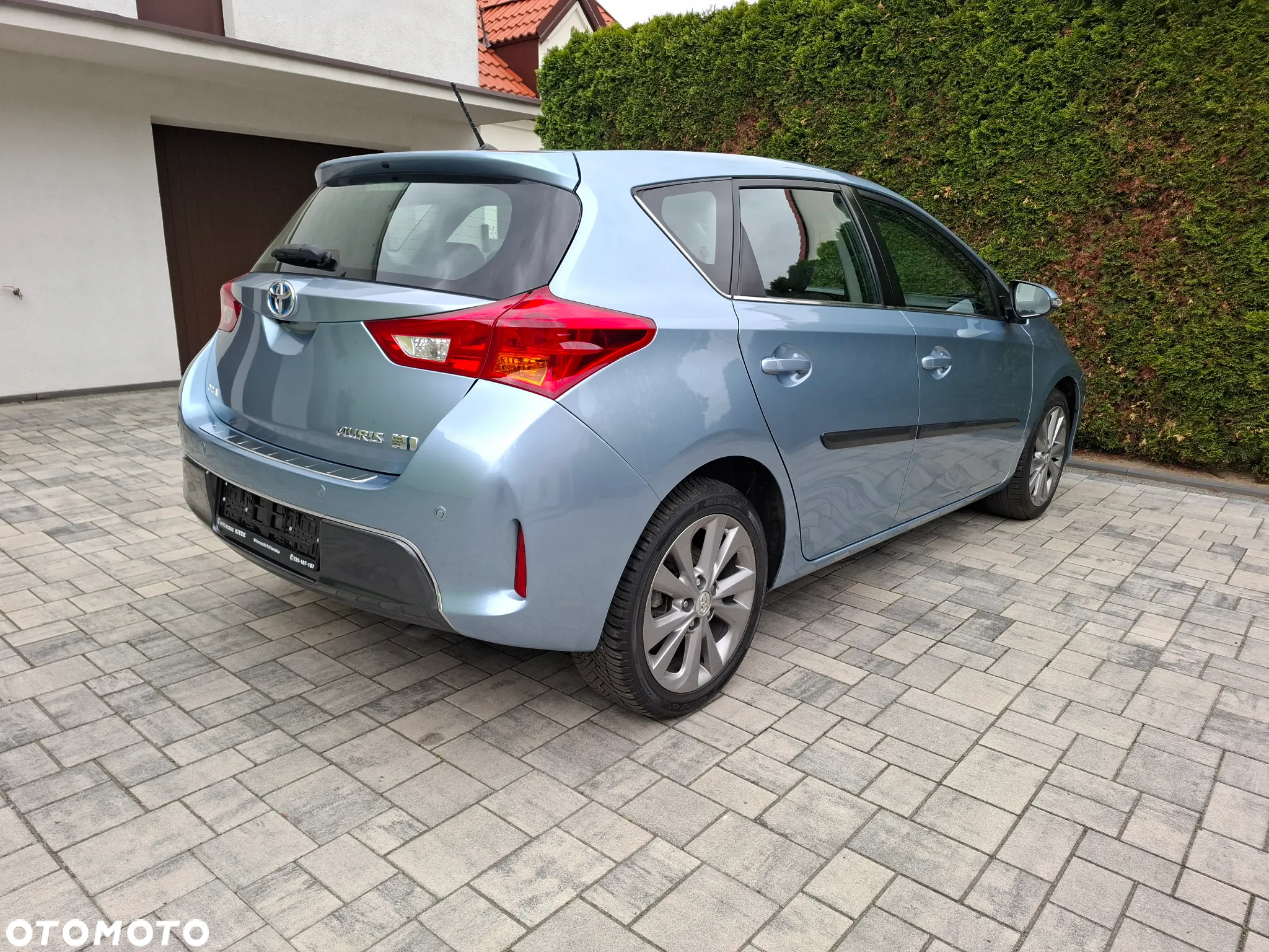 Toyota Auris - 4