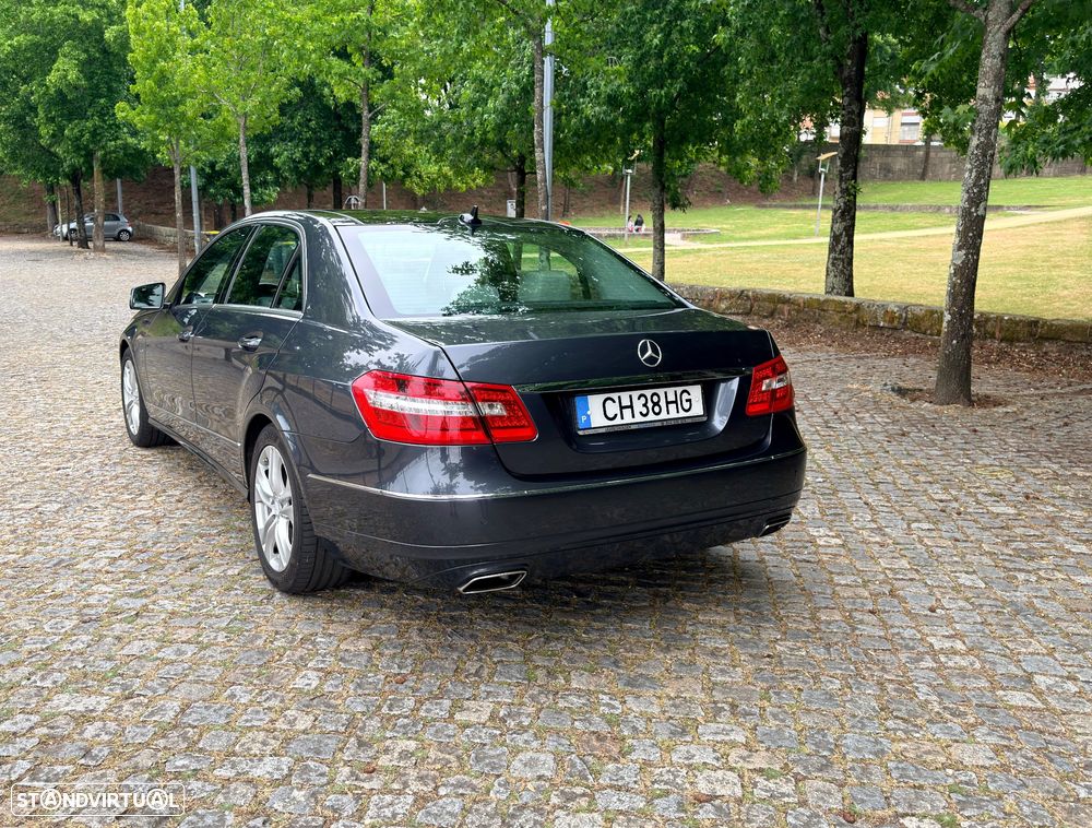 Mercedes-Benz E 220 CDi Avantgarde BlueEfficiency Auto - 5