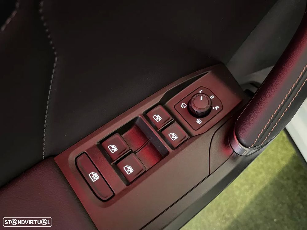 Cupra Formentor 1.4 e-Hybrid DSG - 35