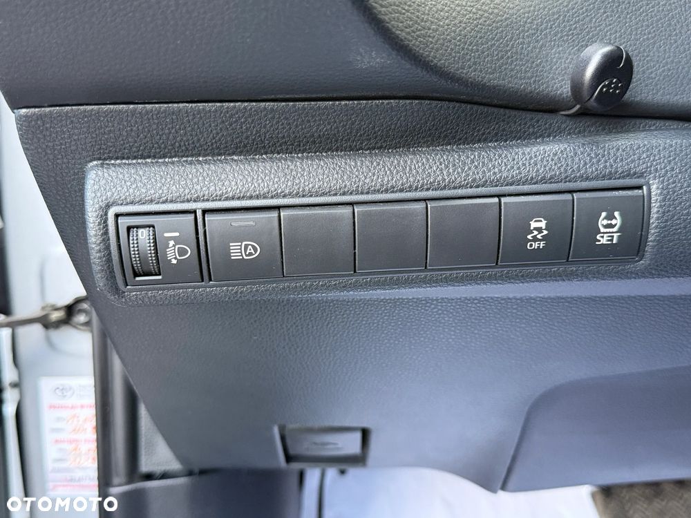 Toyota Corolla 1.8 Hybrid Comfort - 16