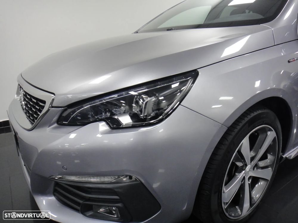 Peugeot 308 PureTech 130 GPF EAT8 Stop & Start GT Pack - 4