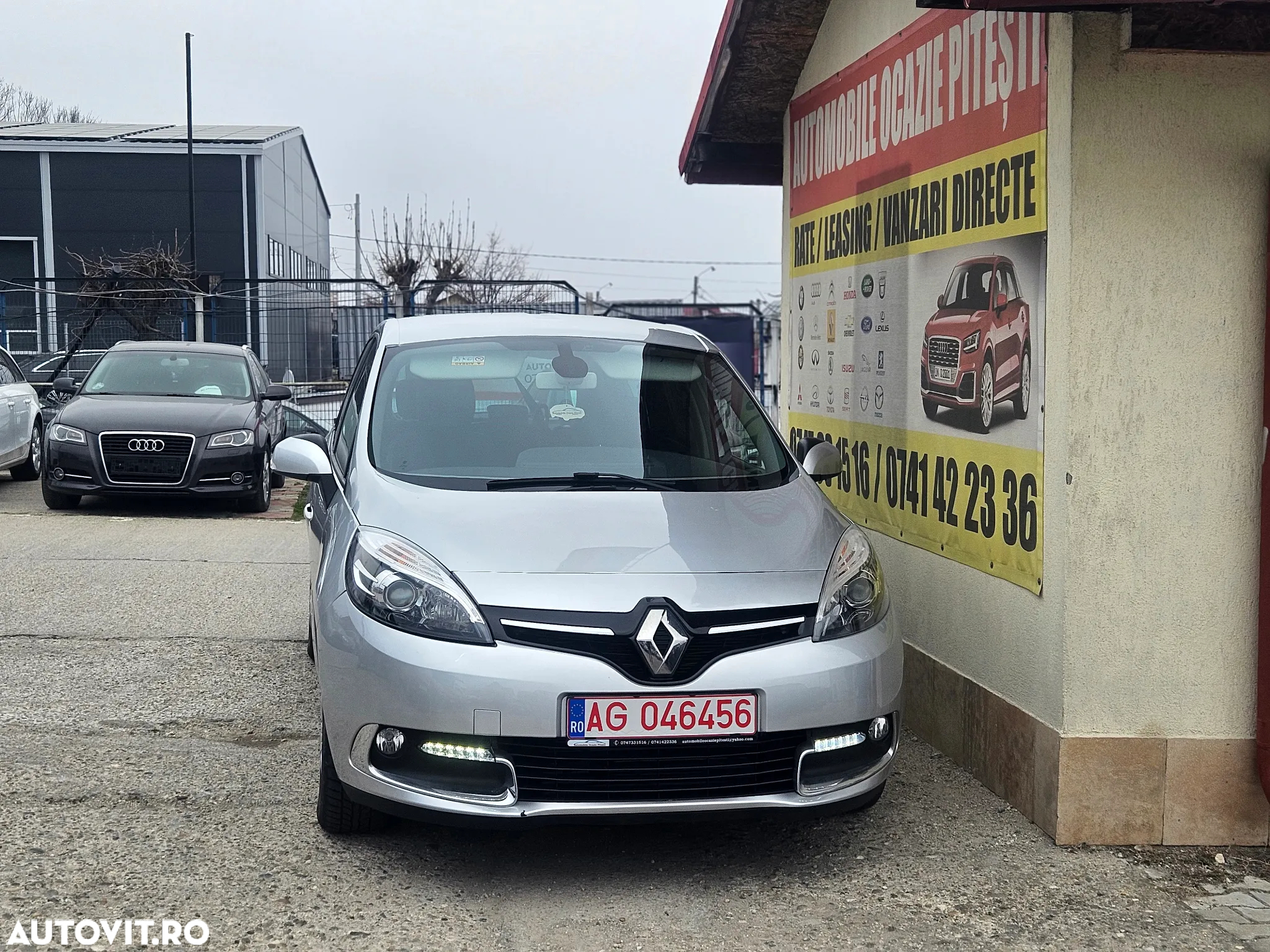 Renault Grand Scenic - 2