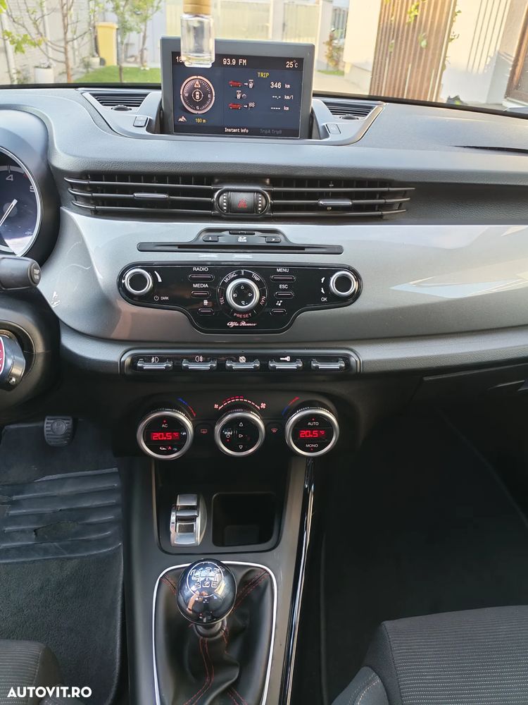 Alfa Romeo Giulietta 1.6 Mjet Progression - 10