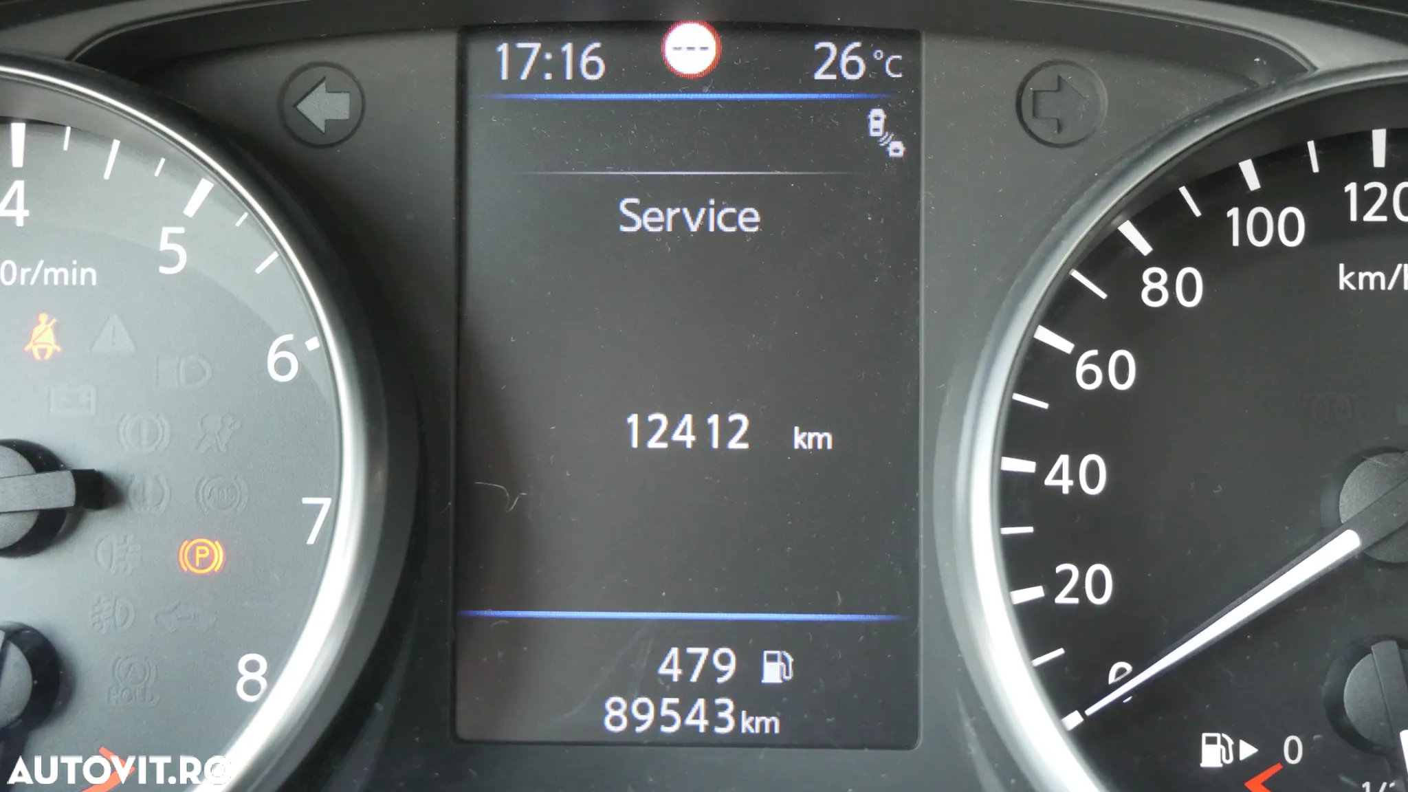Nissan Qashqai 1.3 DIG-T TEKNA - 24