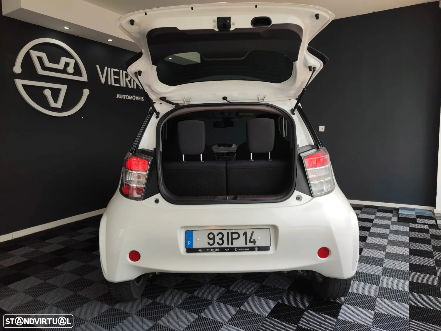 Toyota iQ 1.0 VVT-i 2 EP - 34