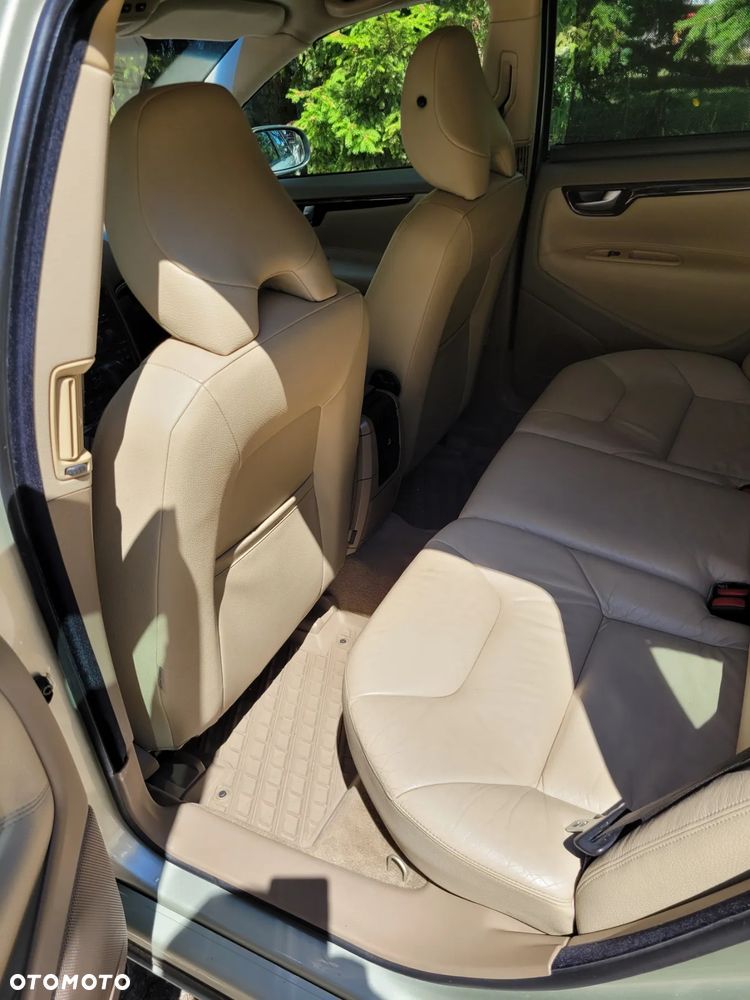 Volvo V70 - 11