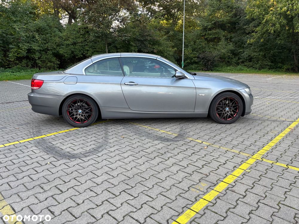 BMW Seria 3 320i - 4