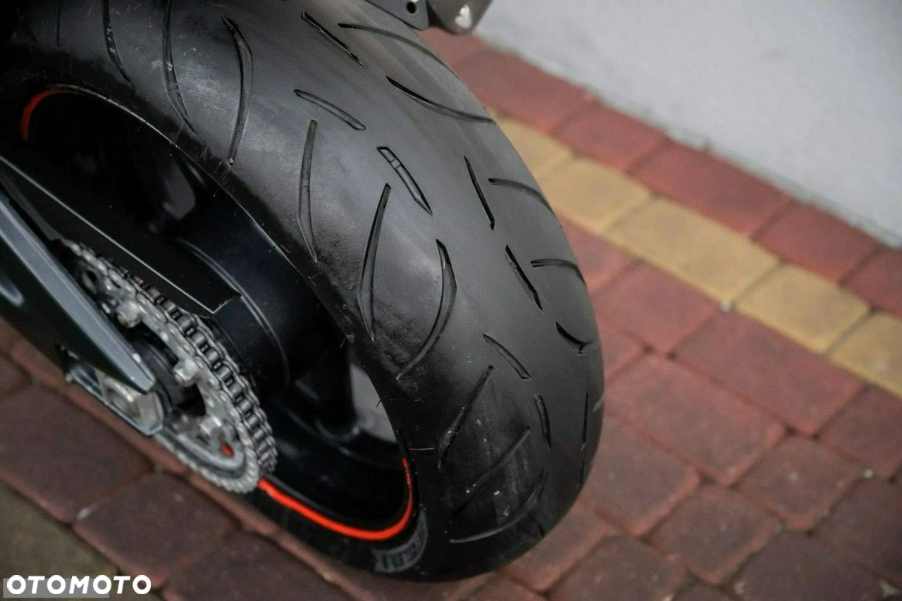 Yamaha FZ - 8