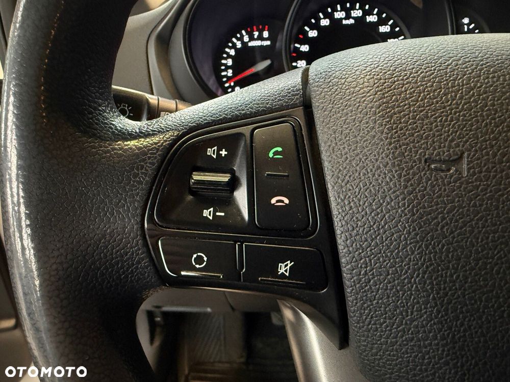 Kia Rio - 29