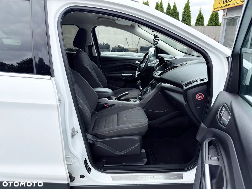 Ford Kuga 2.0 TDCi 2x4 SYNC - 20