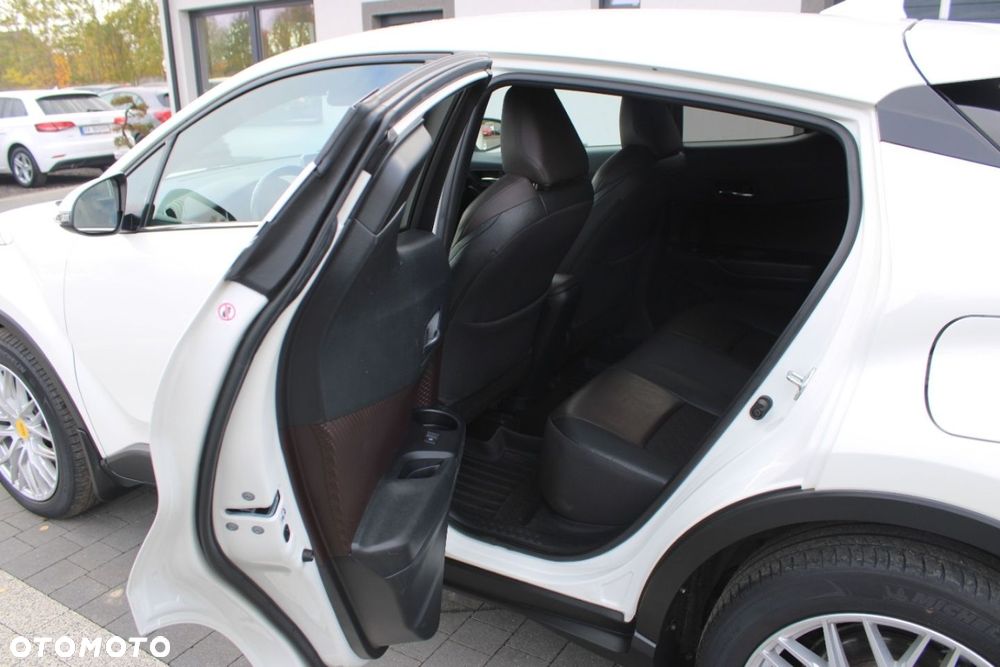 Toyota C-HR - 28