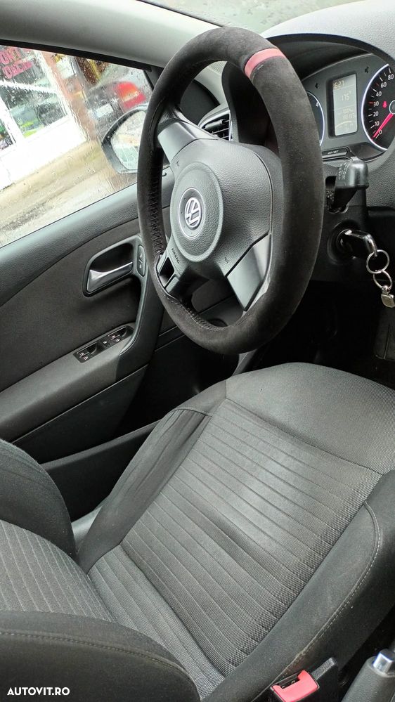 Volkswagen Polo 1.6 TDI Trendline - 16