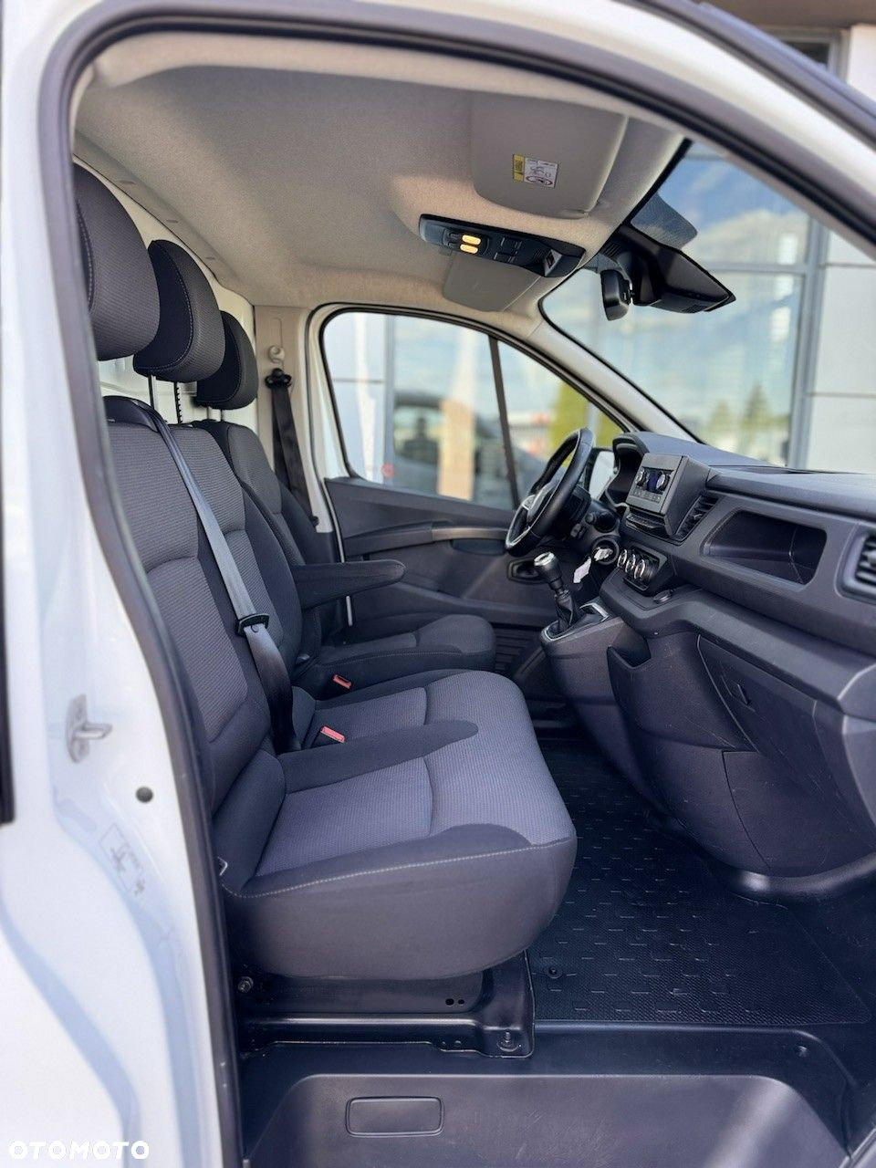 Renault Trafic - 15