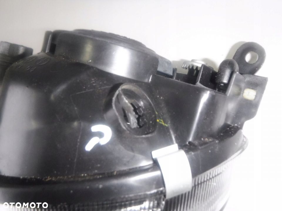 TOYOTA COROLLA E11 LIFT LAMPA PRZÓD PRAWA - 2
