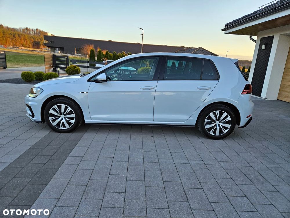 Volkswagen Golf - 3