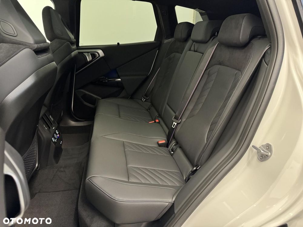 BMW X3 xDrive20d mHEV - 25