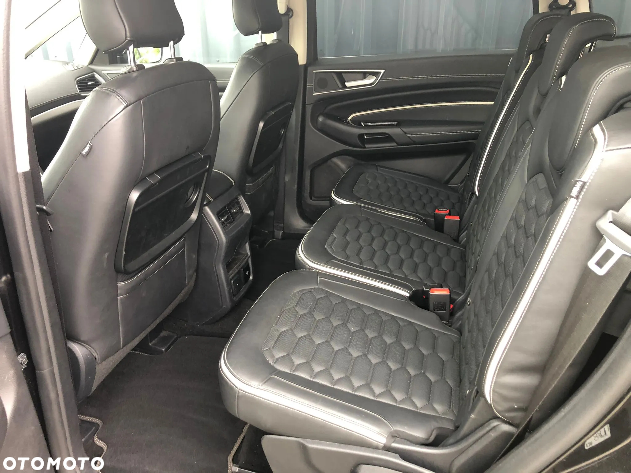 Ford S-Max 2.0 EcoBlue VIGNALE - 17