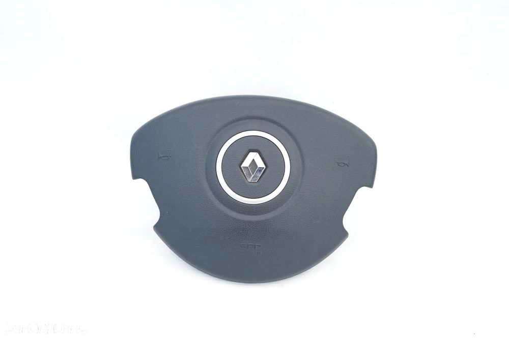Airbag poduszka kierowcy Renault Clio III 8200677496