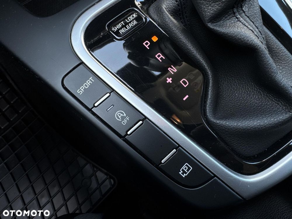 Kia Ceed 1.5 T-GDI M DCT - 22