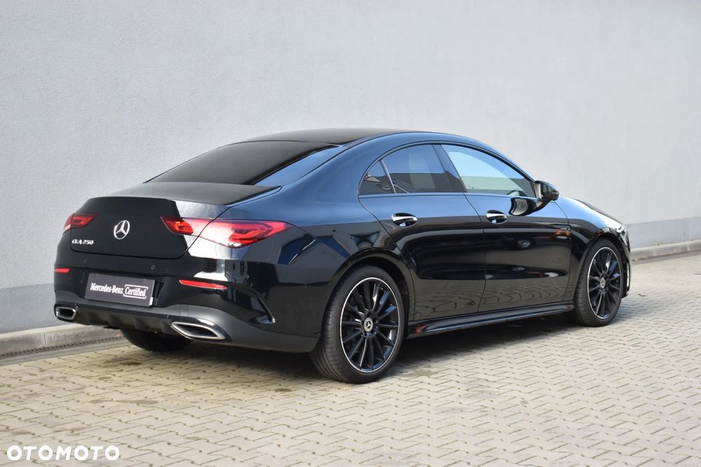 Mercedes-Benz CLA 250 AMG Line 7G-DCT - 2