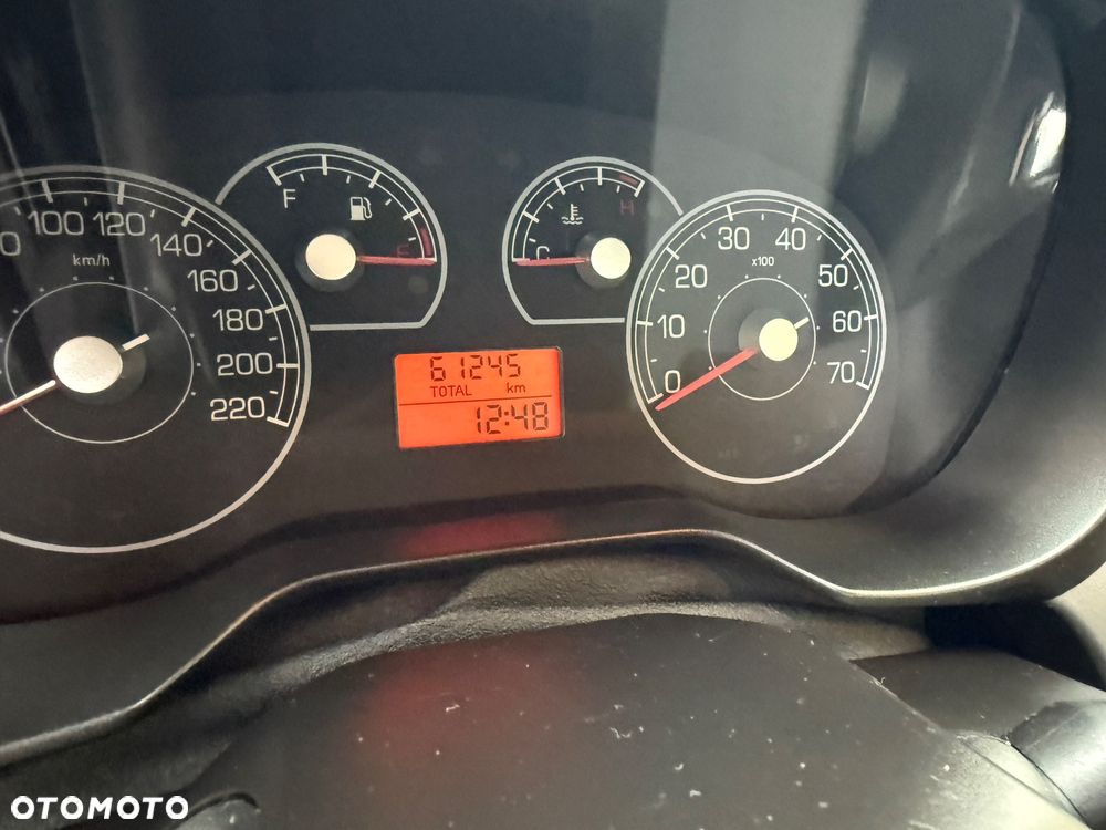 Fiat Punto 1.2 16V Dynamic - 9