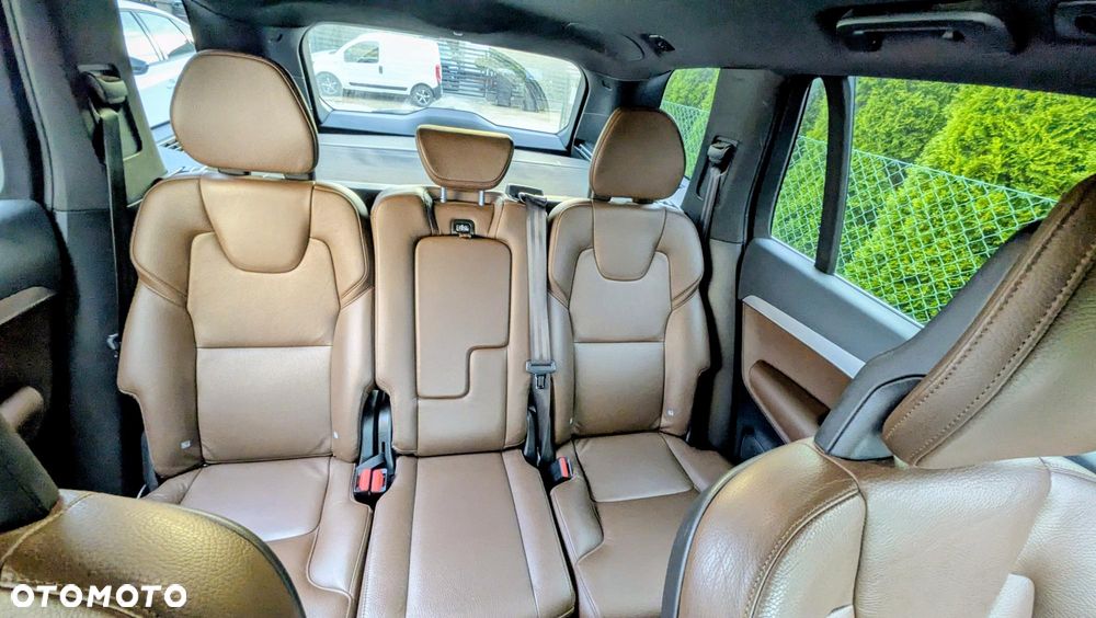 Volvo XC 90 D4 FWD Momentum - 17