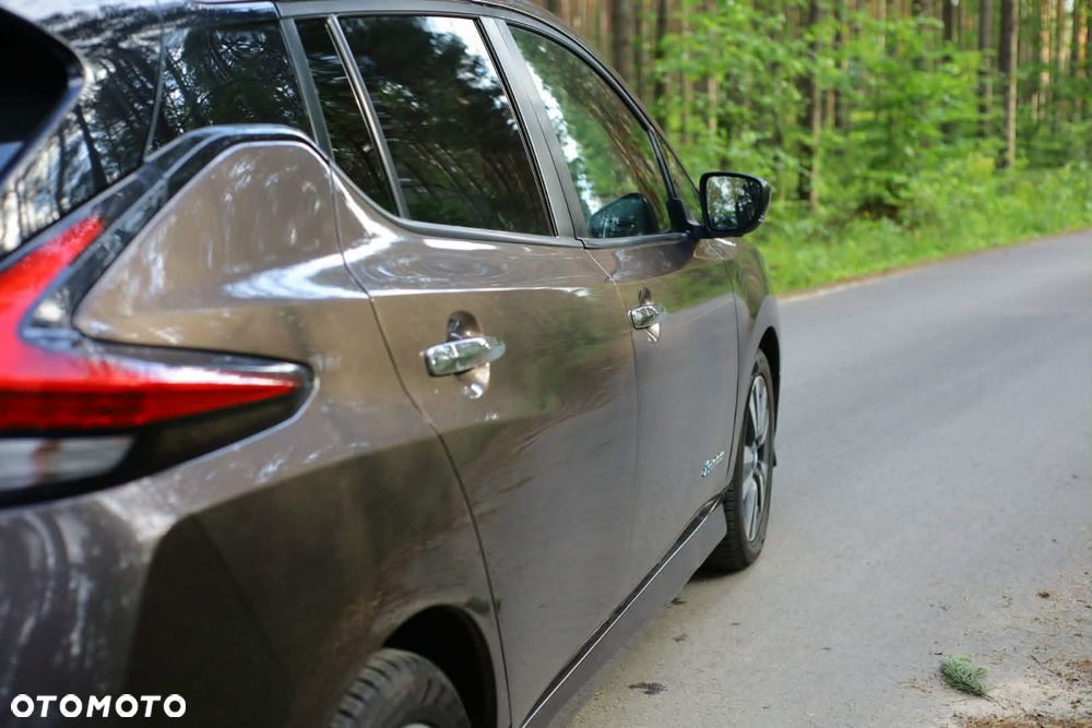 Nissan Leaf - 18