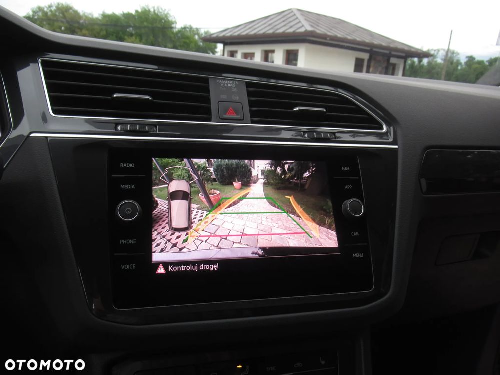 Volkswagen Tiguan 2.0 TSI 4Mot Elegance DSG - 18