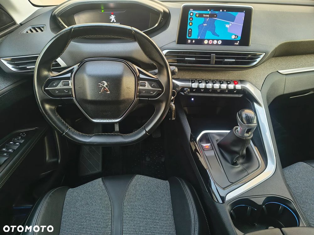 Peugeot 3008 - 13