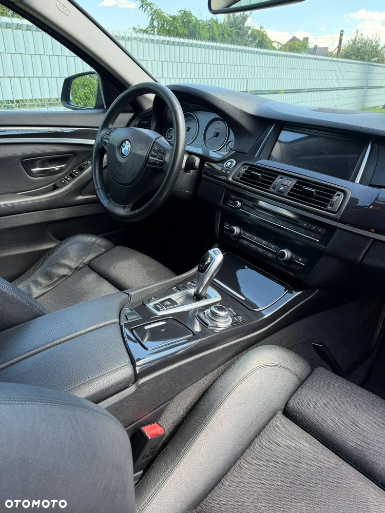 BMW Seria 5 520d - 18