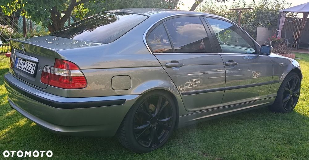 BMW Seria 3 330ix - 7